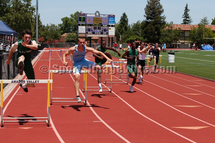 2014NCSTriValley-189.JPG - 2014 North Coast Section Tri-Valley Championships, May 24, Amador Valley High School.